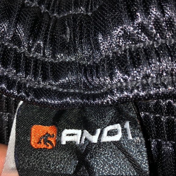 “AND 1” men’s basketball shorts - Picture 3 of 3